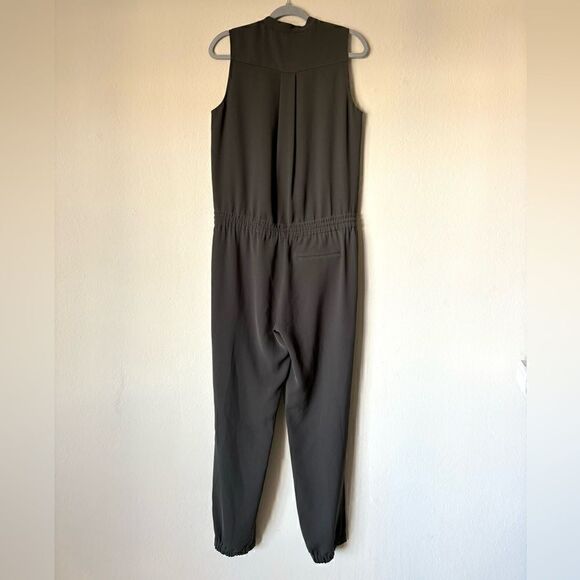 Vince Grey Jumpsuit Sleeveless Button Front Slim Leg Size 8 - Picture 11 of 15